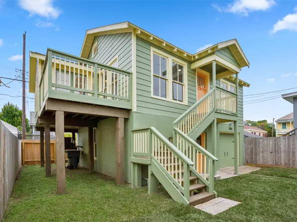 1106 Winnie St, Galveston, TX 77550