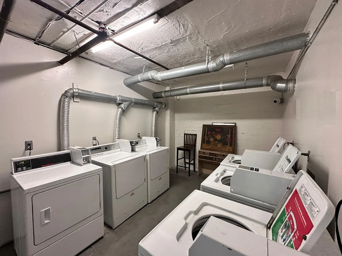 424 Jones Street — Photo 4