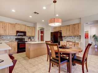 83 W Raven Dr, Chandler, AZ 85286