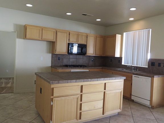 2nd image of 16370 Burwood Ave