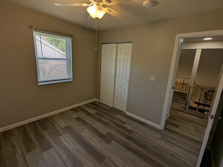 110 Weber Rd — Photo 21