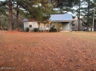 2003 Rocky Creek Rd, Morton, MS 39117