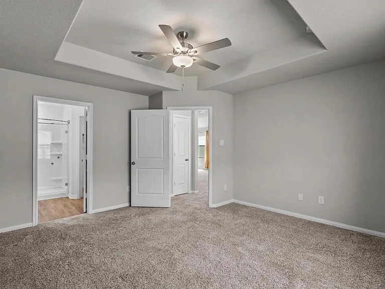 5339 Cj Walker Ln — Photo 9