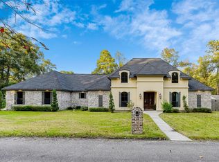 515 Natchez Park, Conroe, TX 77302