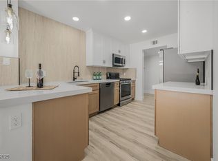 7985 Simone Ave, Las Vegas, NV 89147