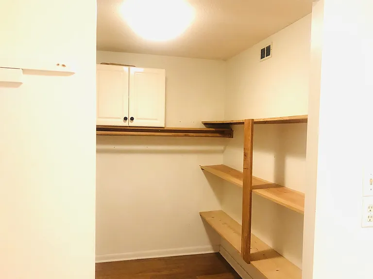 Walk-in closet