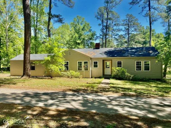 614 Woodland Ct, Union Point, GA 30669