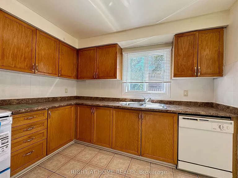 3266 Jackpine Rd — Photo 10