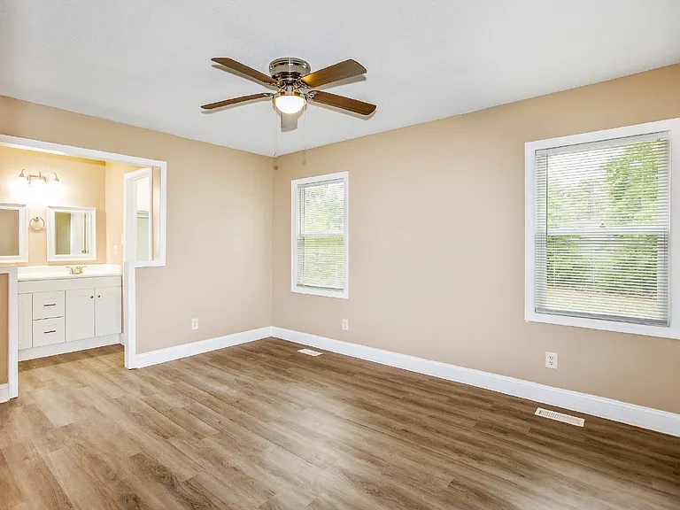 4562 Ruby Rd — Photo 13