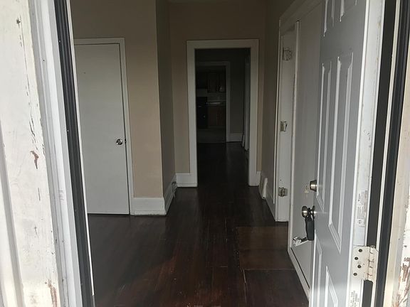 3rd image of 1206 Stewart Ave SE #A