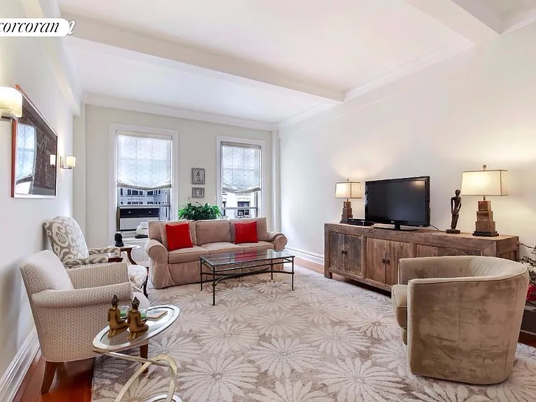 650 W End Ave #6CD — Photo 1