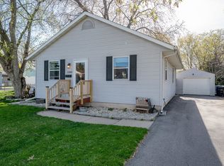 2203 Jefferson St, Oshkosh, WI 54901