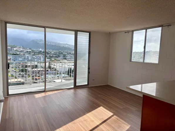 737 Olokele Ave APT 1506, Honolulu, HI 96816