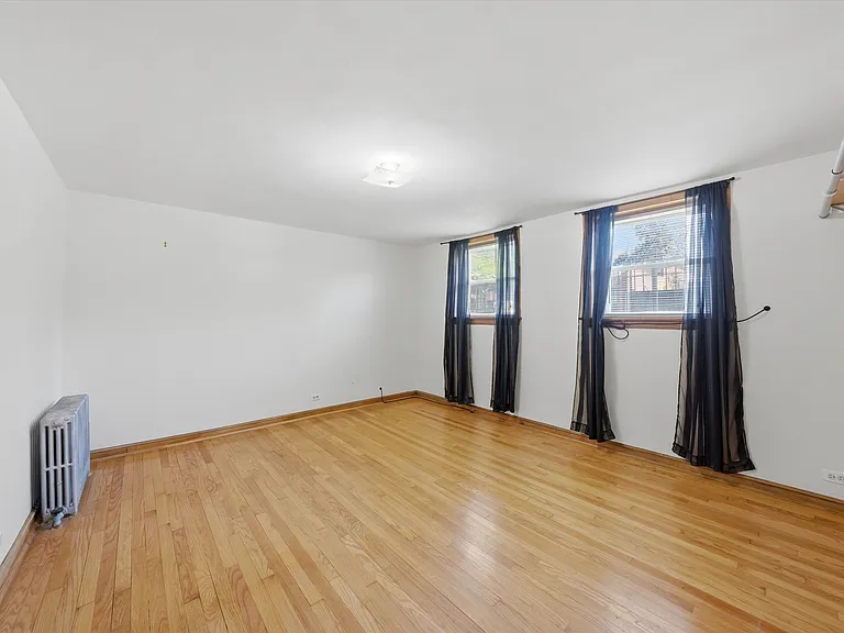 7058 S Fairfield Ave #G — Photo 10