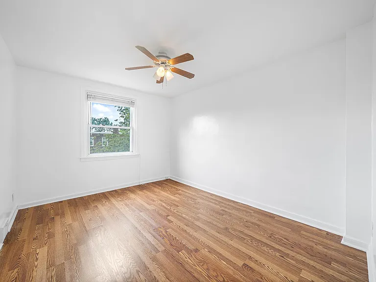 3858 Berkley Ave — Photo 11