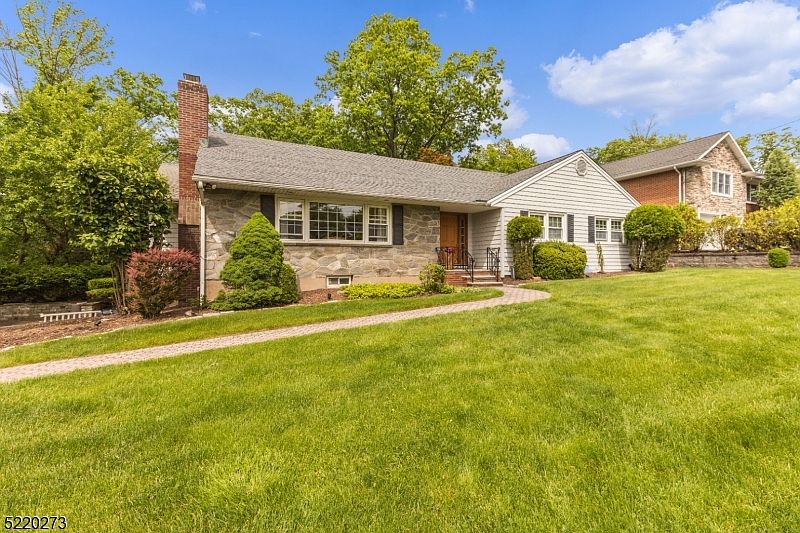 24 Notch Park Rd, Little Falls, NJ 07424 | Zillow