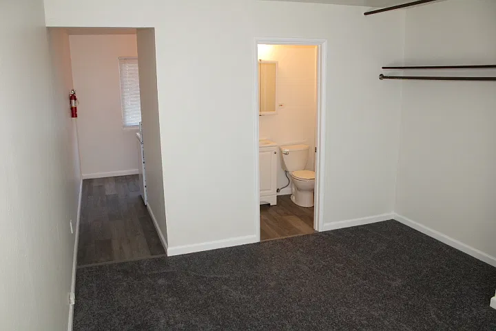 2029 Nevin Ave — Photo 1