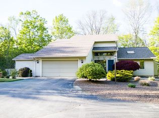 1535 Jackson St, Hudsonville, MI 49426