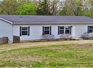 633 Forest Woods Trl, Saint Clair, MO 63077