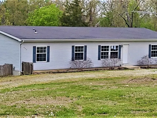 633 Forest Woods Trl, Saint Clair, MO 63077