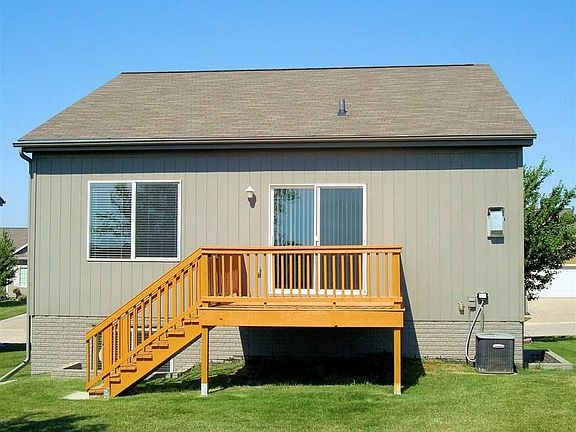 3rd image of 6521 N 142nd Cir