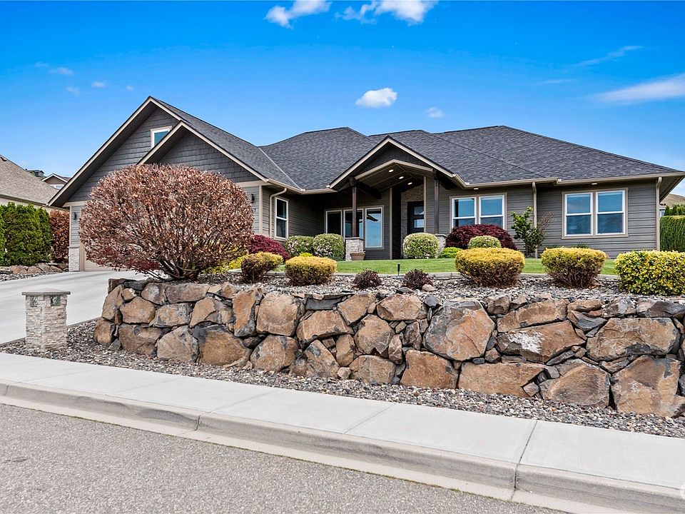 847 Briarwood Terrace, East Wenatchee, WA 98802 Zillow