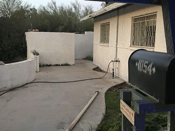2nd image of 1054 E Broadmor Dr