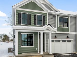 43 Elmore St #T-3, Shelburne, VT 05482