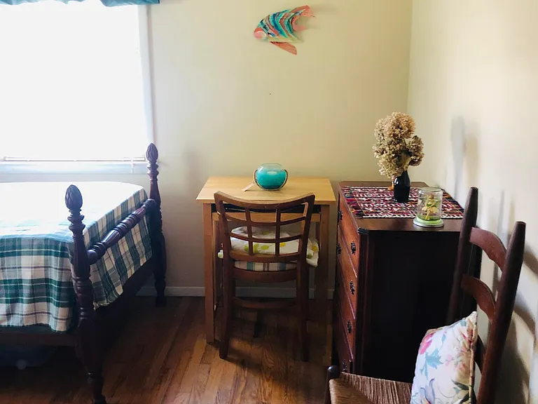 814 Shore Rd — Photo 18