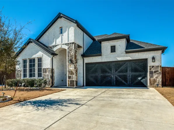 2453 Pebble Bank Ln, Midlothian, TX 76065