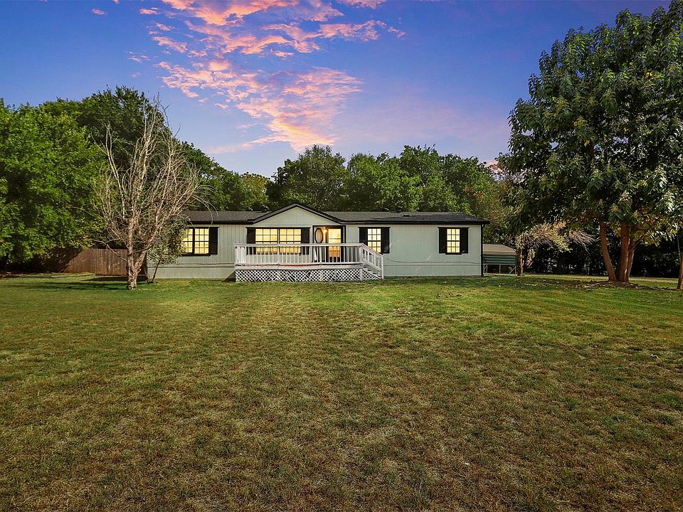1st image of 292 Kelly Brook Cir