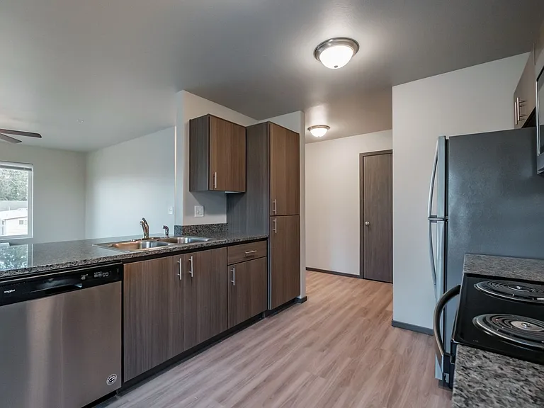 Cherry Glen Apartments — Photo 27