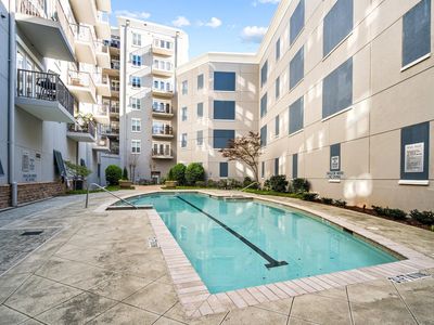 222 Glenwood Ave APT 318, Raleigh, NC, 27603