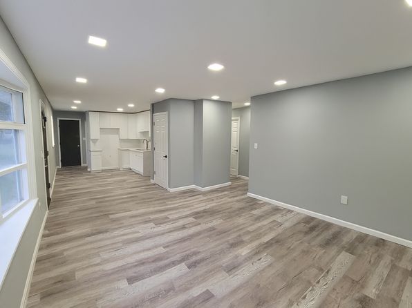 10 Edward Ave