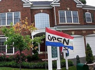 42104 Flowering Path Pl, Aldie, VA 20105