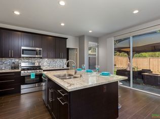 2581 Noble Canyon Rd, Chula Vista, CA 91915