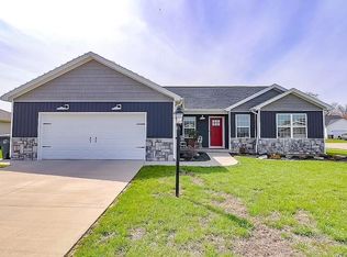305 Wabash Cir, Chandler, IN 47610
