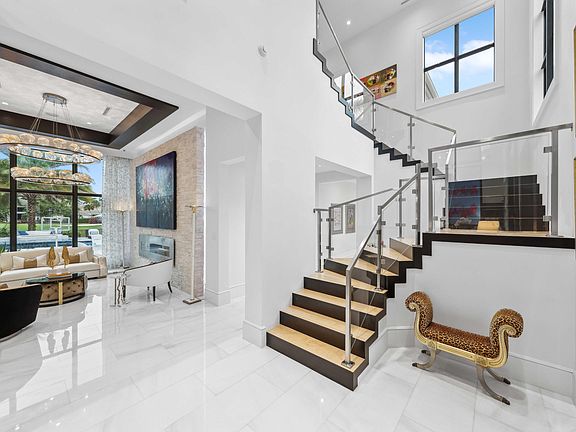 4th image of 8388 Del Prado Drive