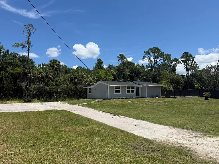 Large Private Lot, 0.6 acres, NO HOA, Long Driveway for Storage