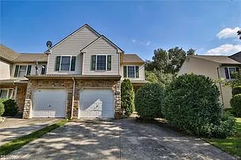 1808 Pinewind Dr photo 1