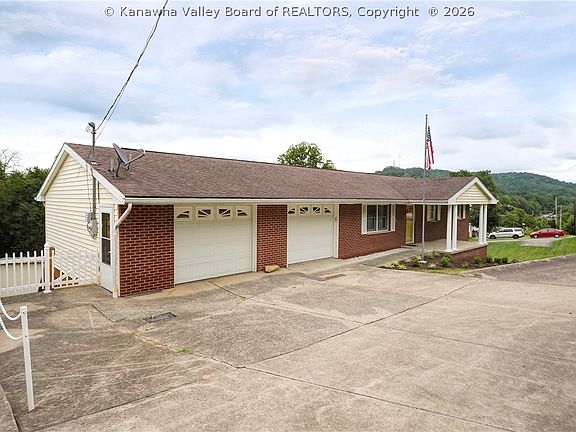 3rd image of 5126 Big Tyler Rd