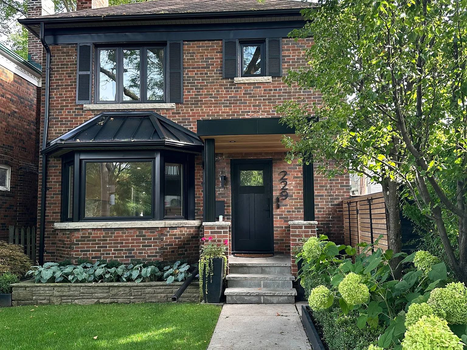 2 bed, $3,400 — Photo 1