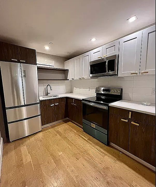 1st image of 1087 Madison St #1J