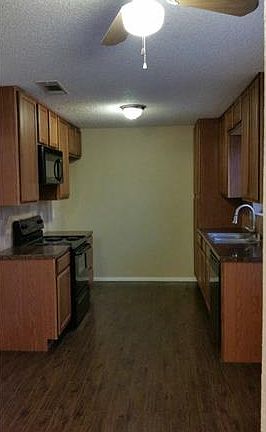 5th image of 1937 Northlake Dr