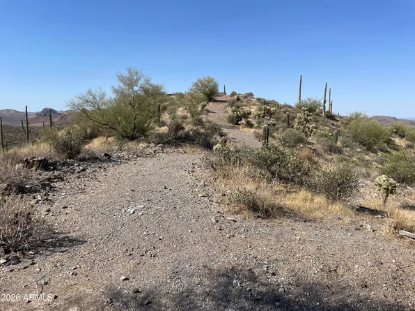 3246 N SILVER TIP Trail #C, Queen Valley, AZ 85118