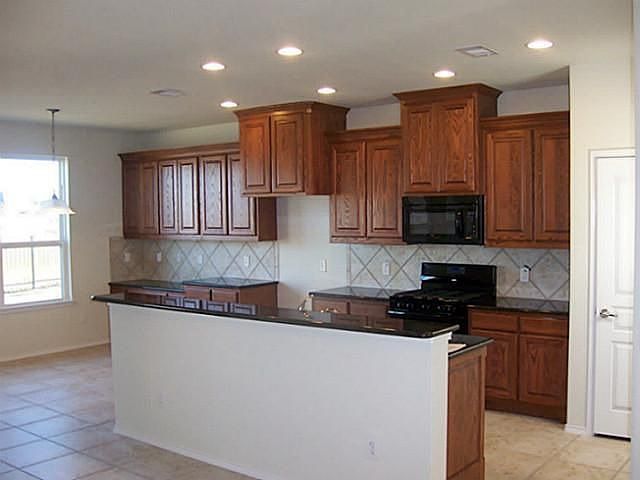 2nd image of 1866 Overwood Dr