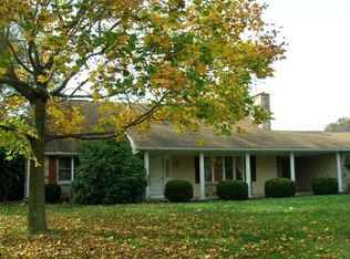 10 Fox Hollow Rd, Shermans Dale, PA 17090