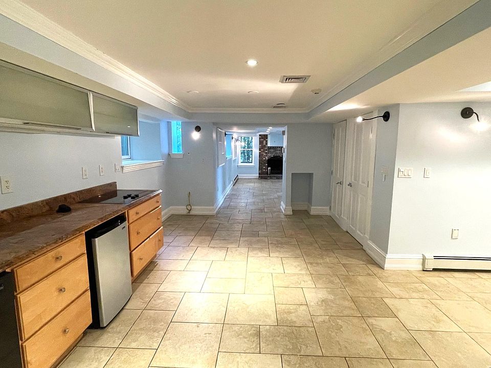 Kitchen and dinning area