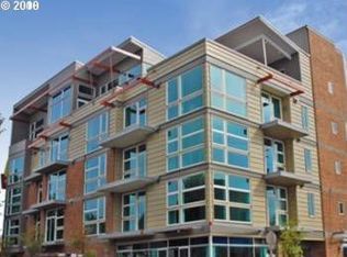 3913 NE Hancock St UNIT 202, Portland, OR 97212