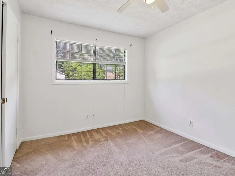 2344 Chestnut Log Pl — Photo 34